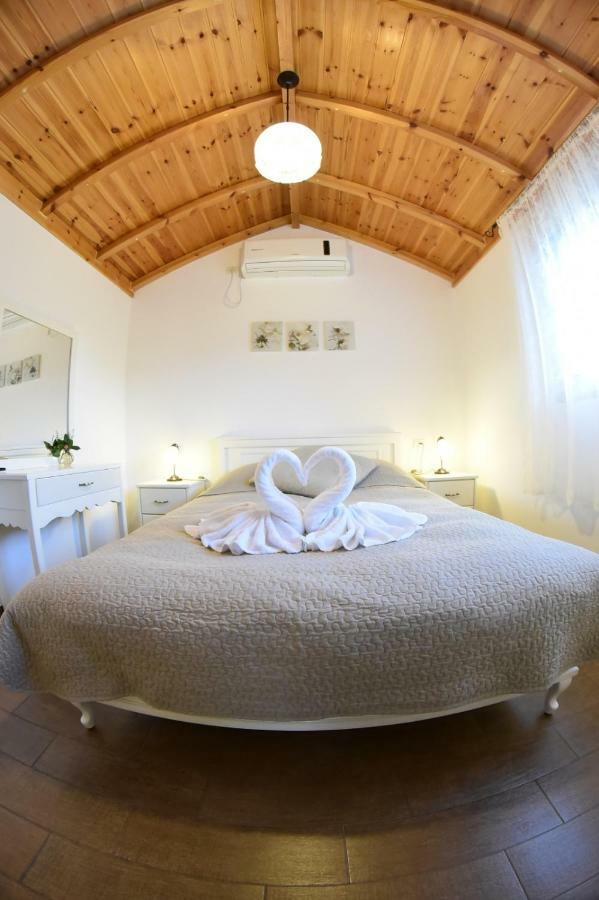Suites & Spa Galilee Qiryat Shemona Exteriör bild