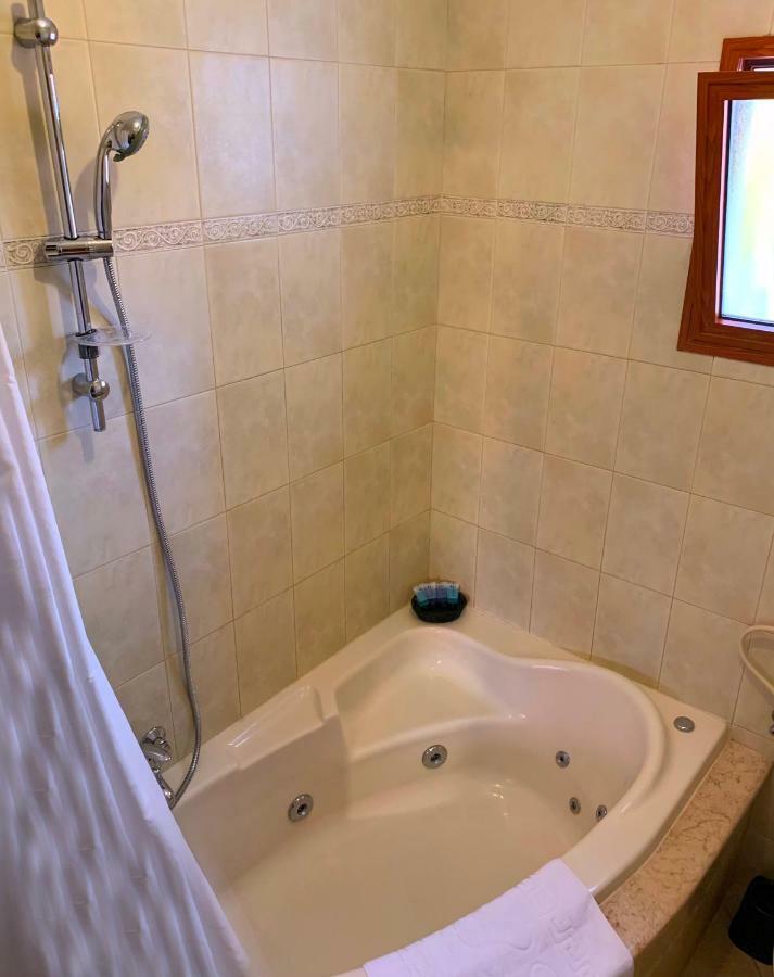 Suites & Spa Galilee Qiryat Shemona Exteriör bild